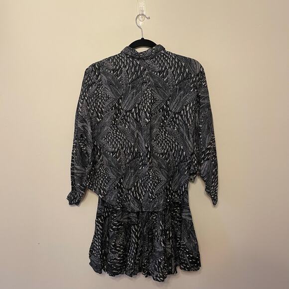 (2) Vintage M long sleeve crop button blouse high rise skirt set AOP kitsche - Picture 1 of 15